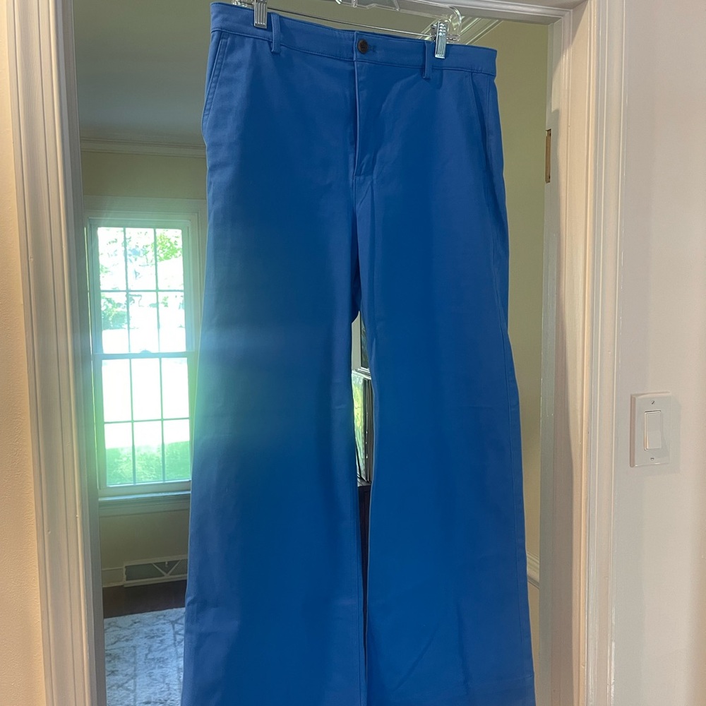 Wide leg pants